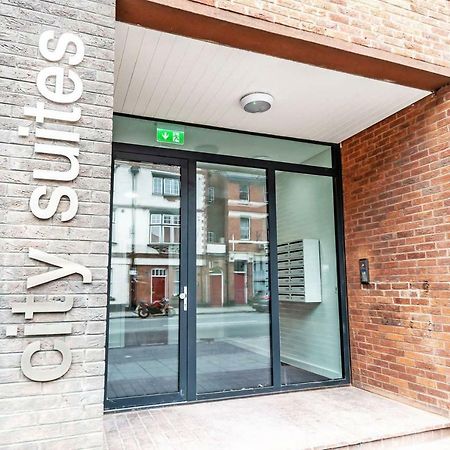 Luxury 1 Bed Apartment In City Centre With Parking Chester Eksteriør billede