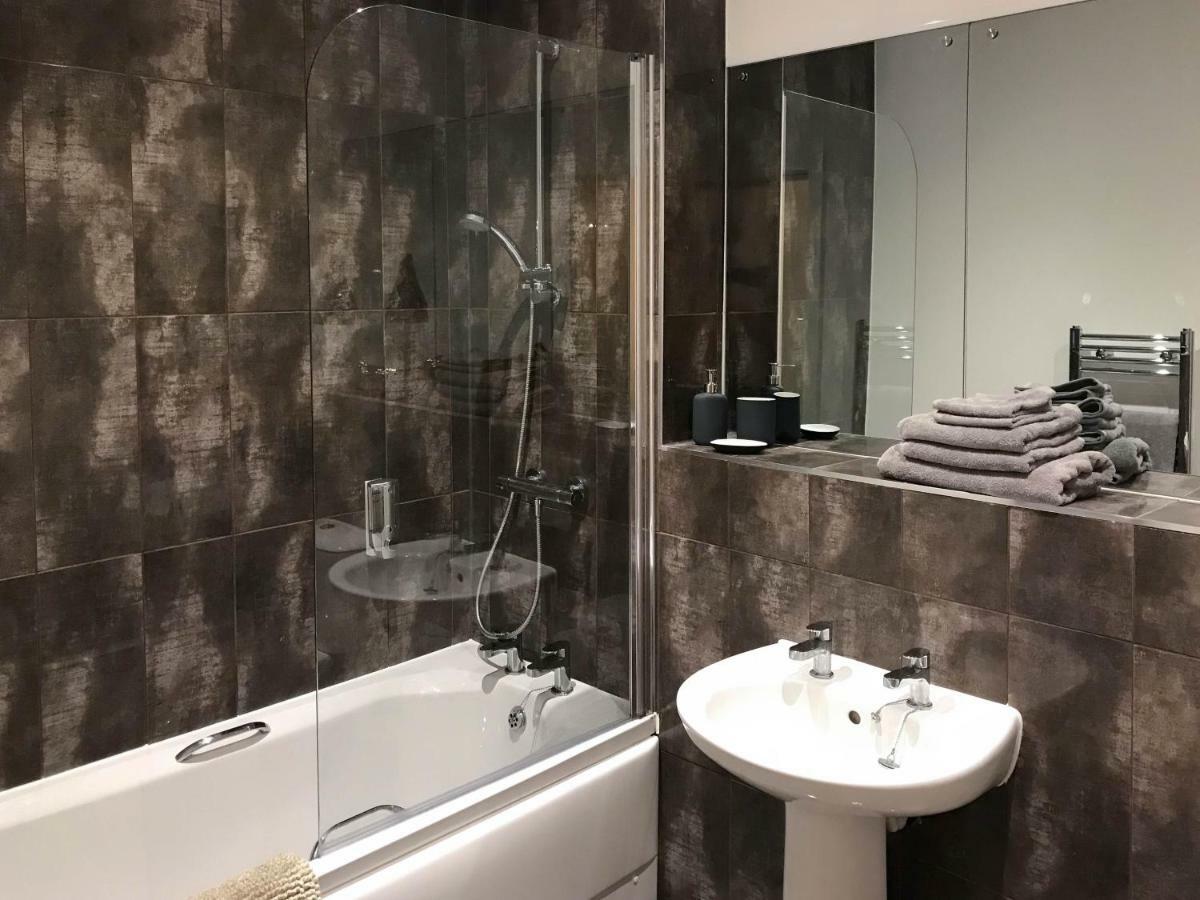 Luxury 1 Bed Apartment In City Centre With Parking Chester Eksteriør billede