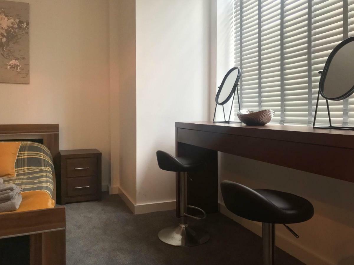 Luxury 1 Bed Apartment In City Centre With Parking Chester Eksteriør billede