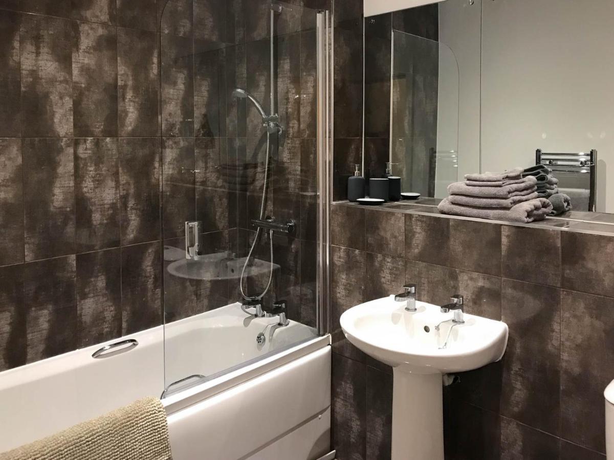 Luxury 1 Bed Apartment In City Centre With Parking Chester Eksteriør billede